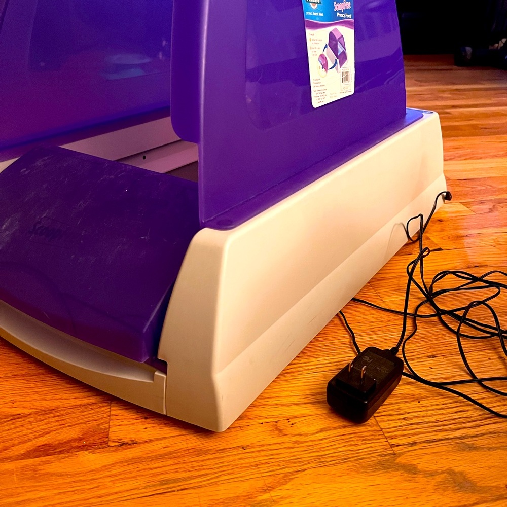 ScoopFree Ultra Self-Cleaning Litter Box
